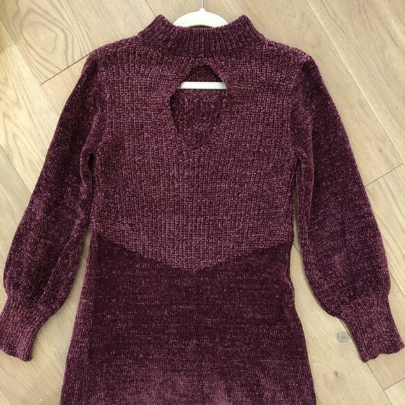 Xhilaration Burgundy Chenille type Sweater Dress Size S – Soft Knit, Used 2× - Picture 4 of 6